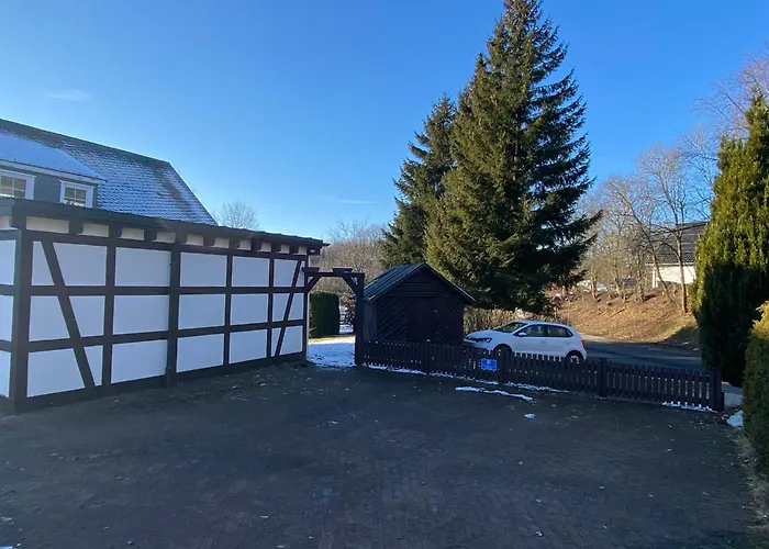 Unterm Dumel In Daire